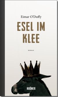 Esel im Klee